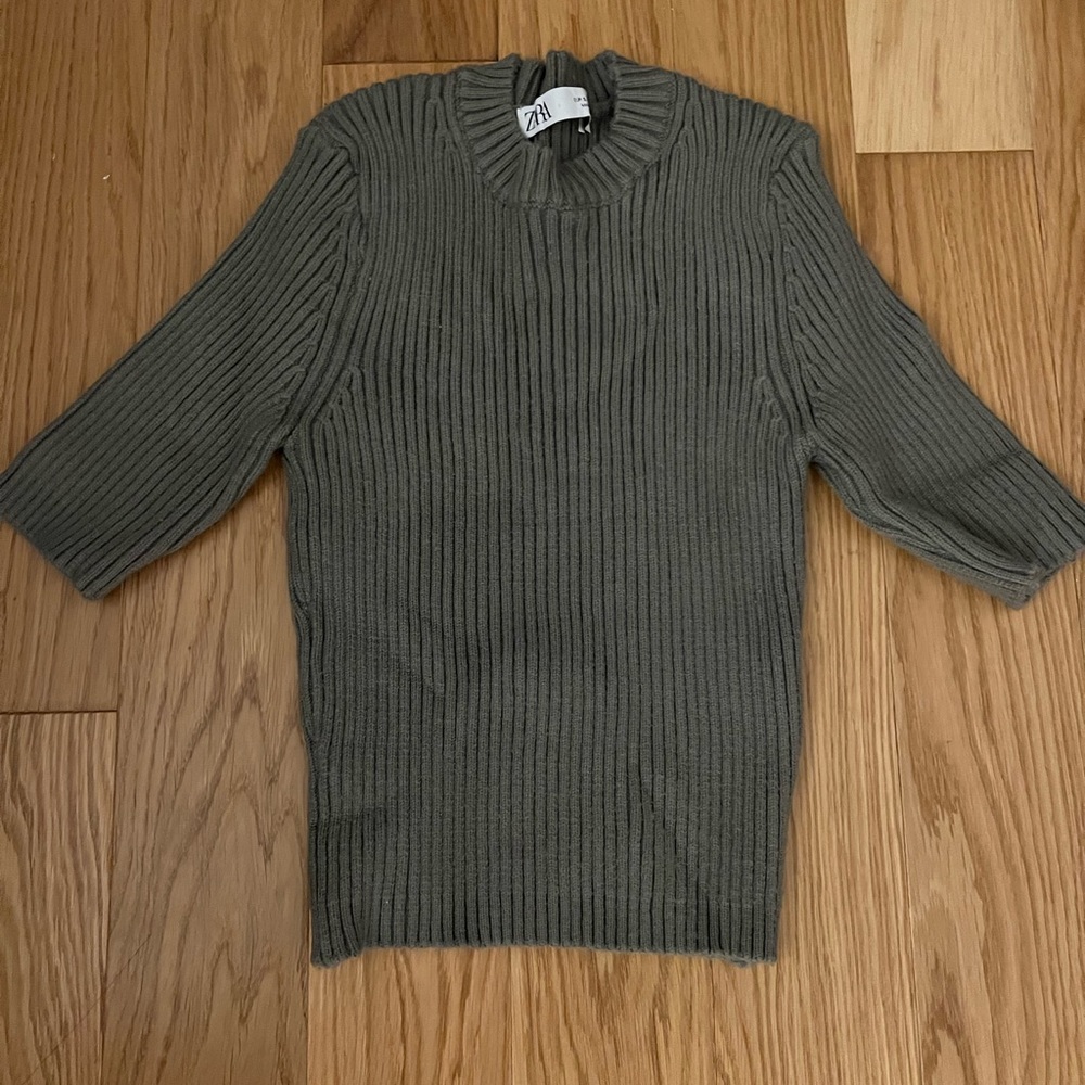 Zara short sleeve sweater
